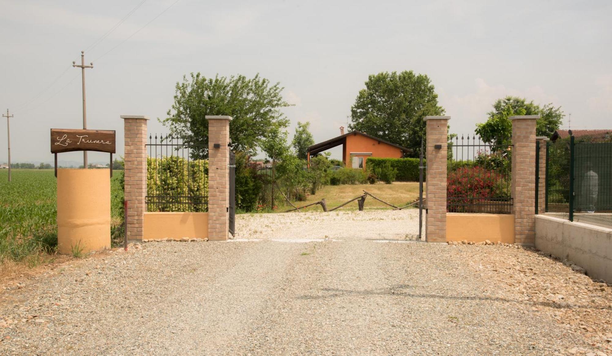 La Trunera Guest House Alessandria Buitenkant foto